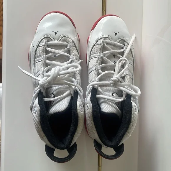 Jordan 6 Rings big kid size 2.5 (7-8 years old) - Picture 4 of 8